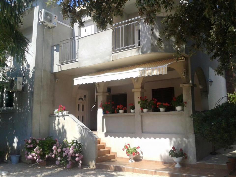 Apartmani Gaga Bibinje Bilik gambar